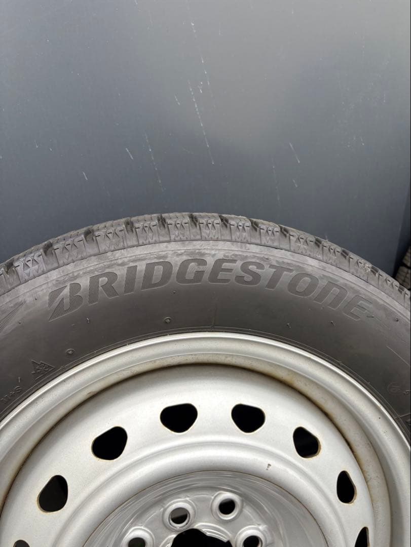 BRIDGESTONE BLIZZAK 185/60R15 4本セット