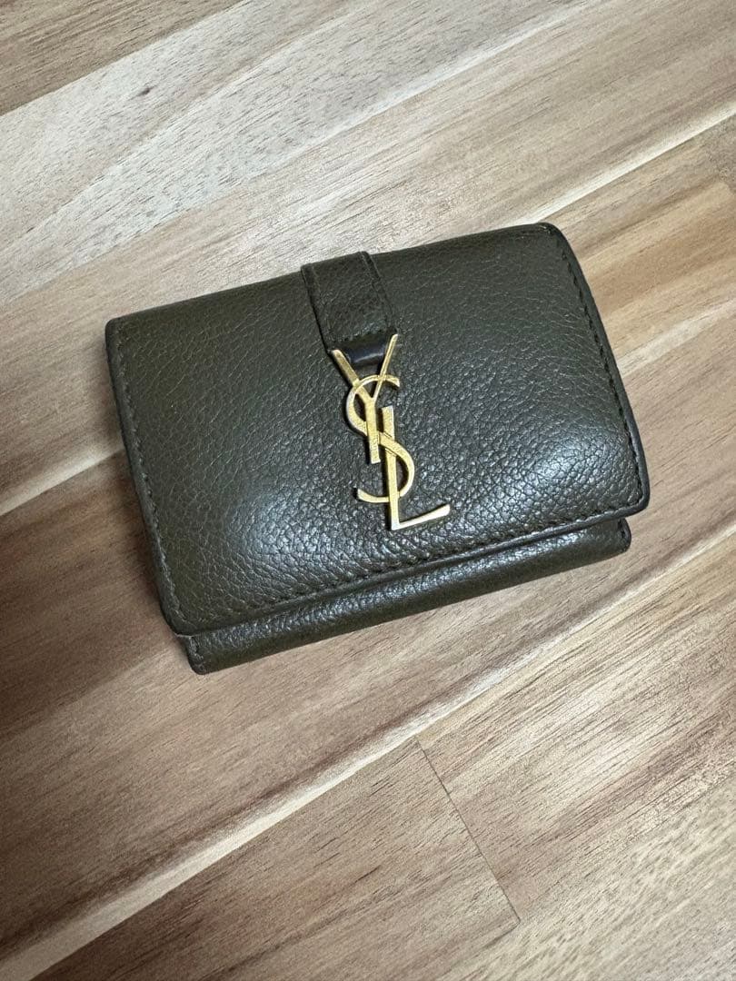 サンローラン 三つ折り財布 レザー ゴールドロゴ コンパクト