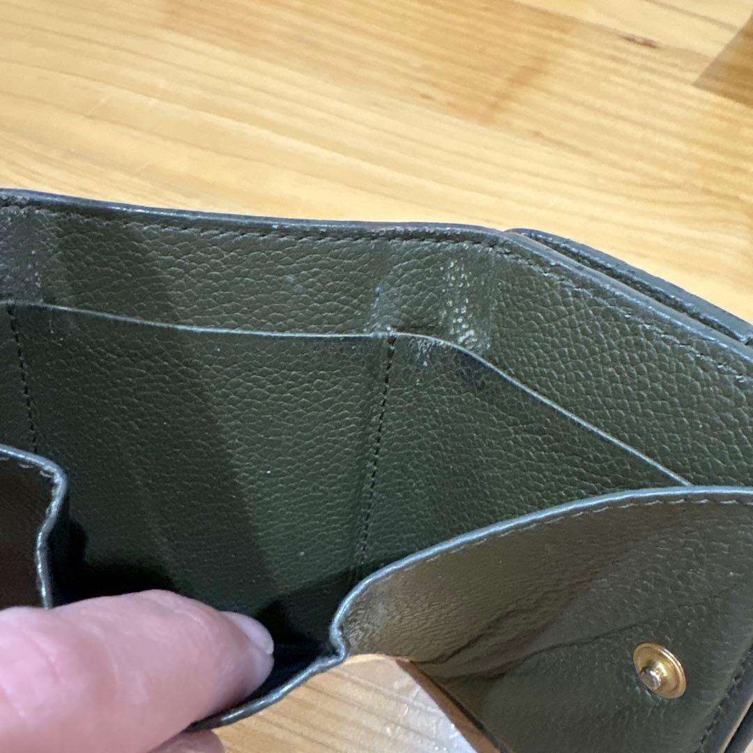 サンローラン 三つ折り財布 レザー ゴールドロゴ コンパクト