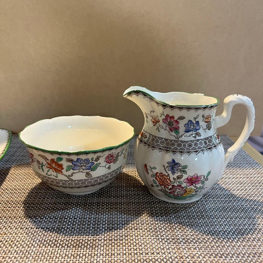spode チャイニーズローズ　トリオ4点、ミルクジャグ、シュガーボウル、大皿