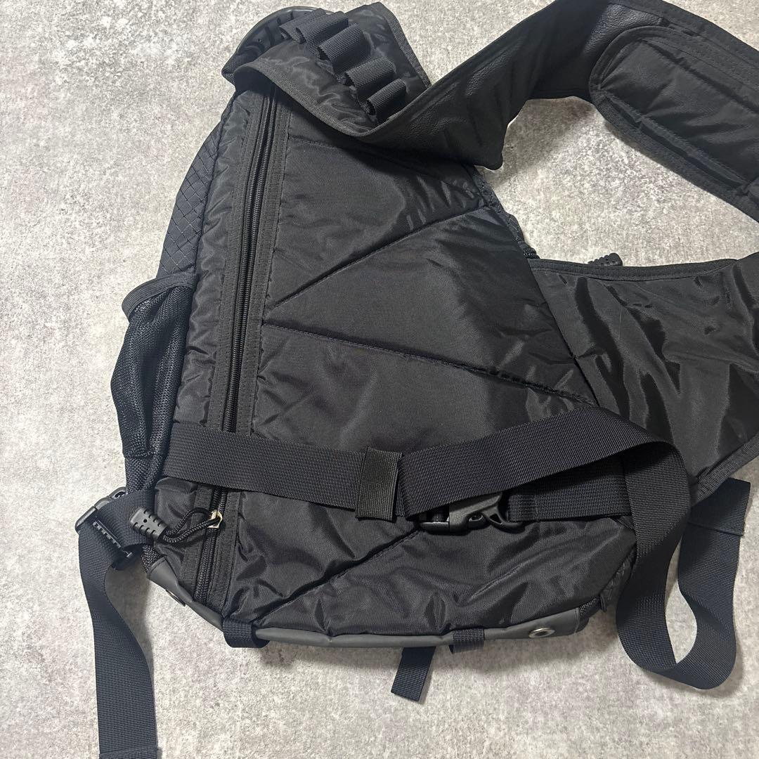 OAKLEY オークリー 00s Y2K ワンショルダーバッグ　正規品