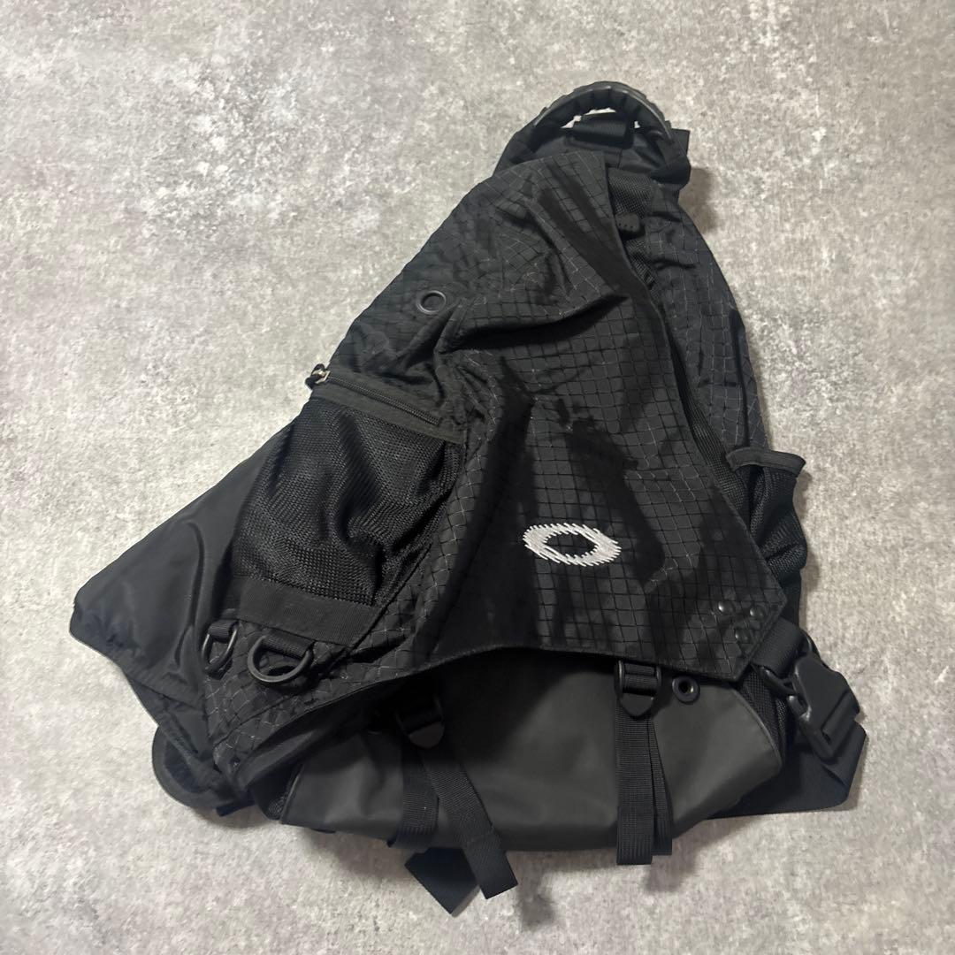 OAKLEY オークリー 00s Y2K ワンショルダーバッグ　正規品