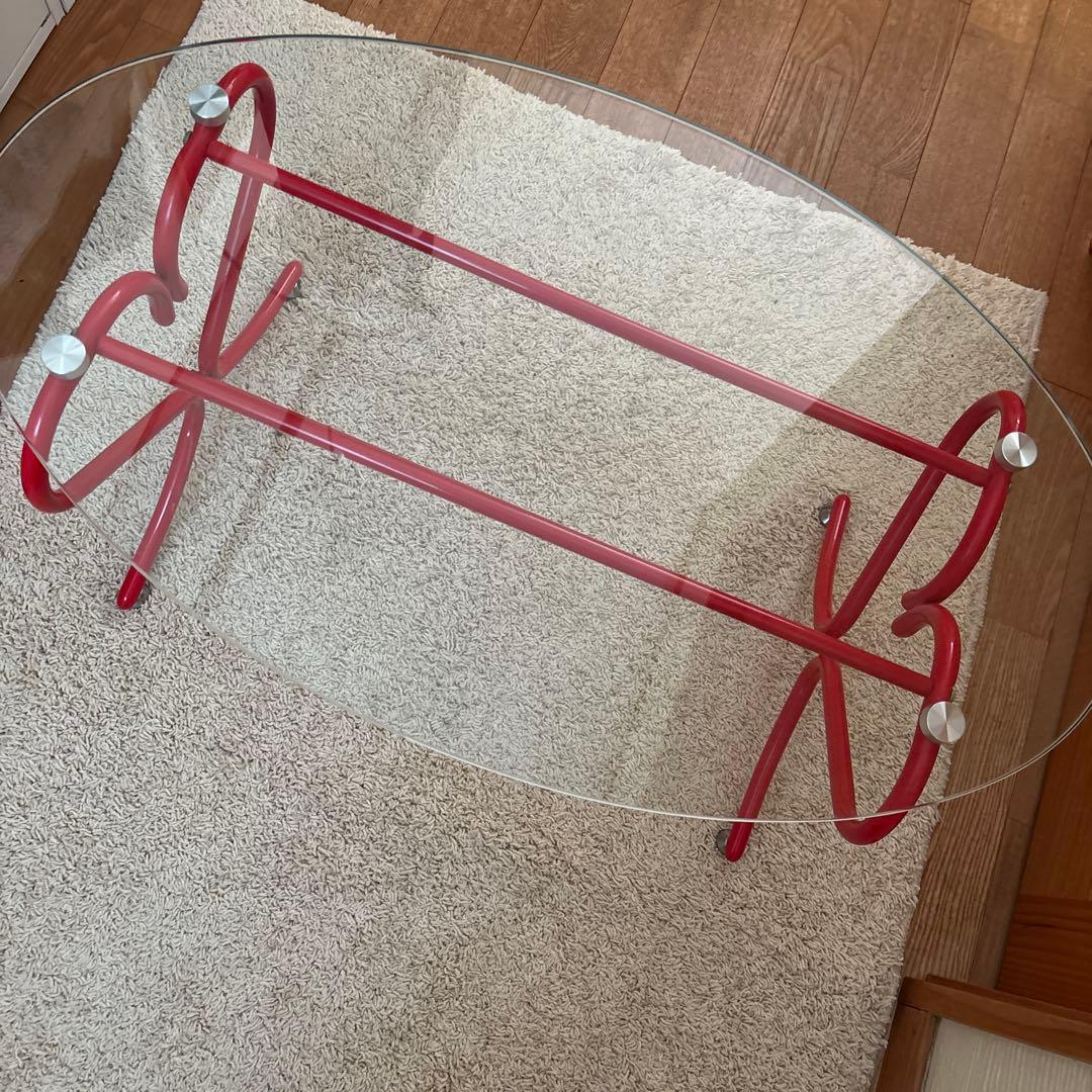 ガラステーブル　レトロ　赤いハート　型脚