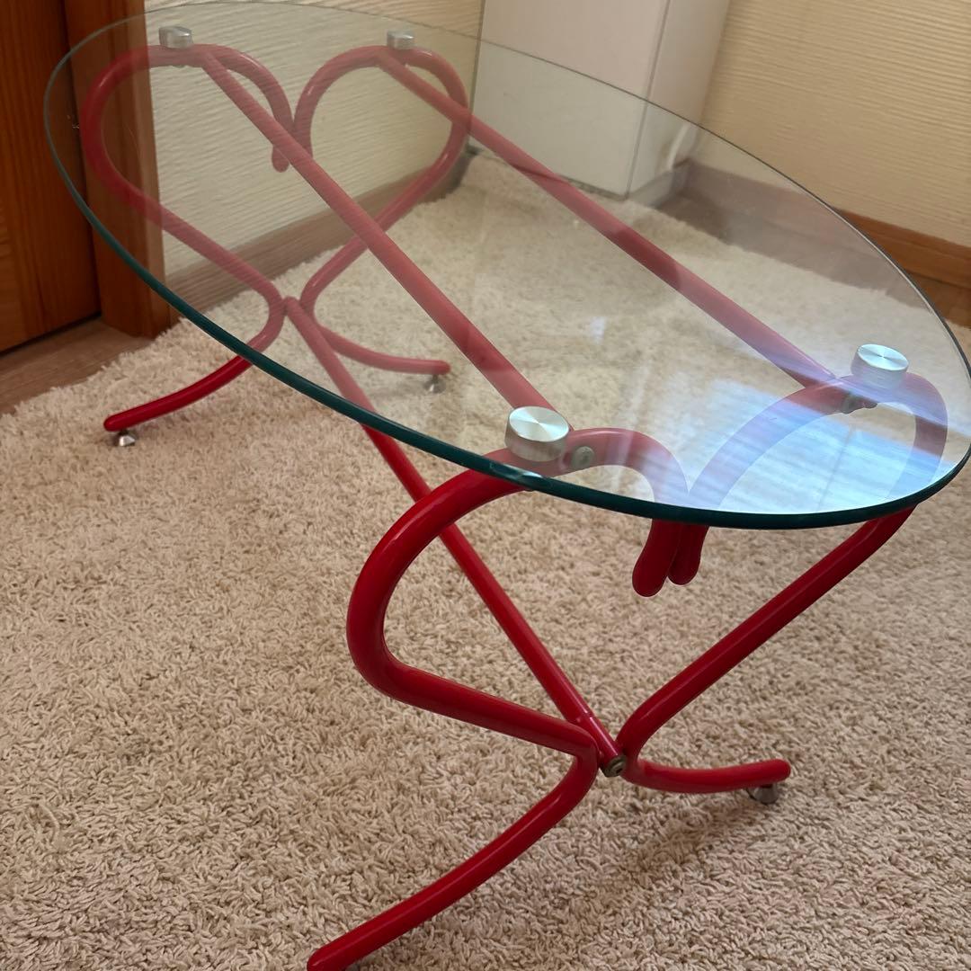 ガラステーブル　レトロ　赤いハート　型脚