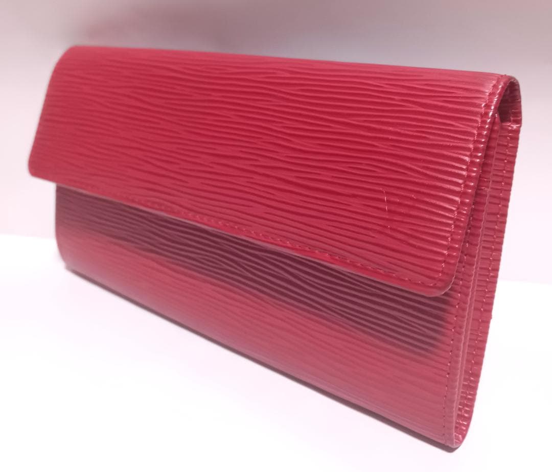 【ルイ・ヴィトン 長財布】エピレザー ポルトフォイユ サラ 赤 中古
