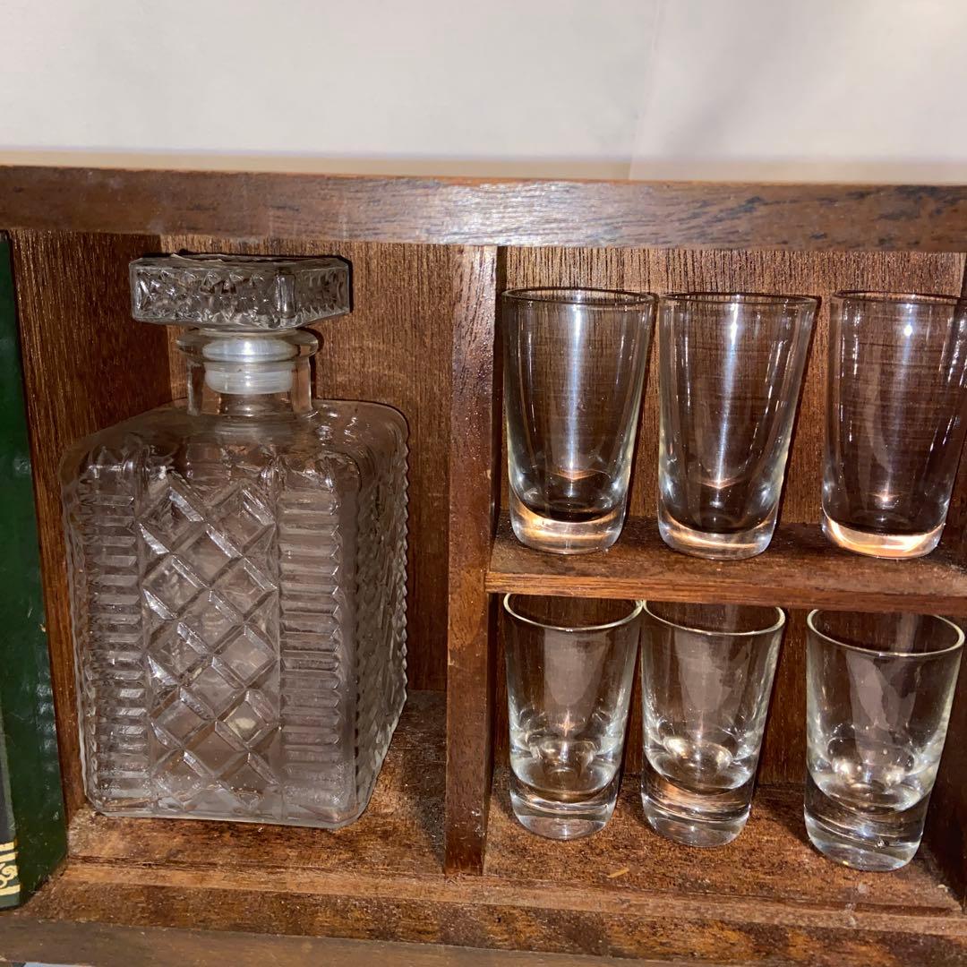 アンティークウッドラックセット デカンタとグラス付き