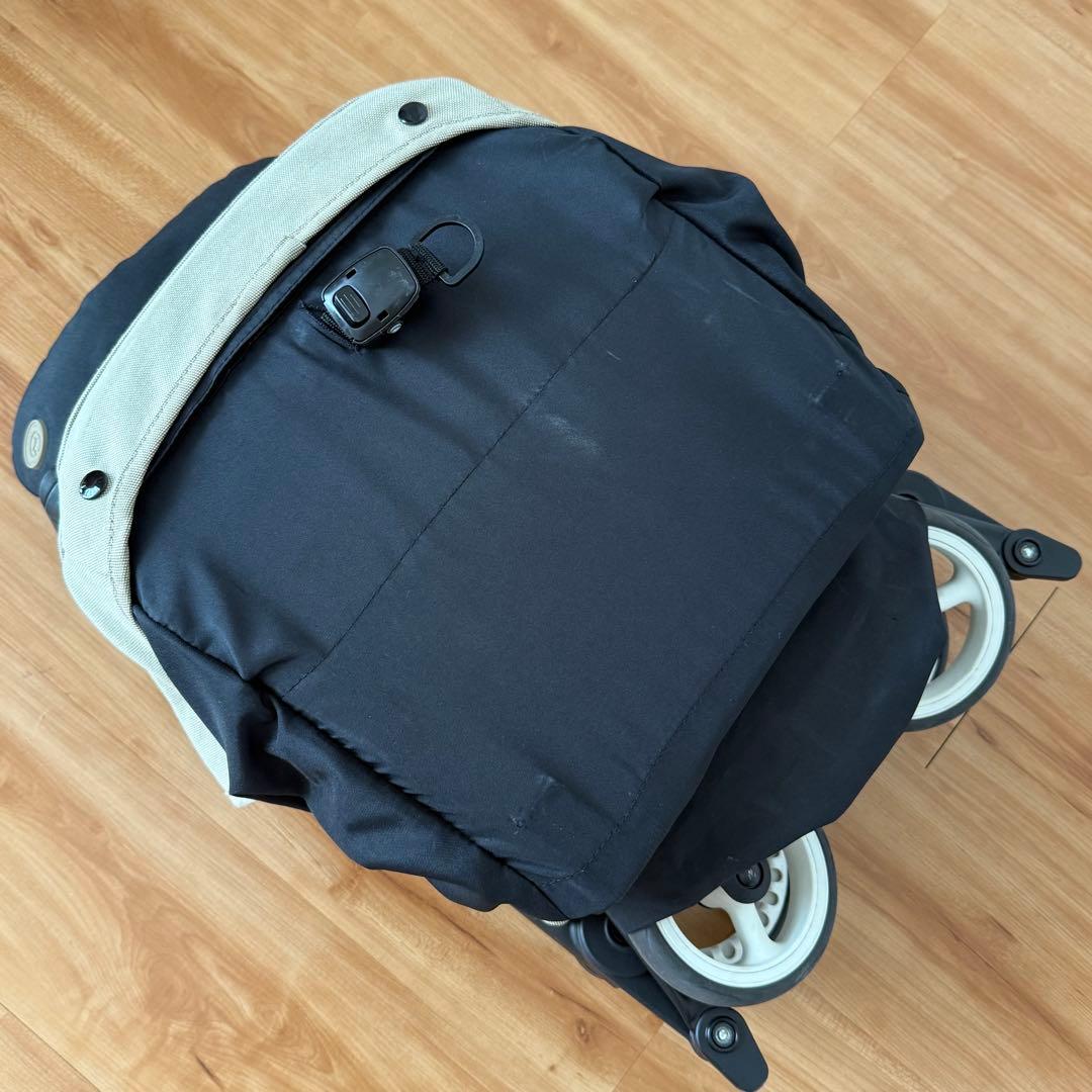 サイベックス　リベル　コンパクトベビーカー ベージュと黒