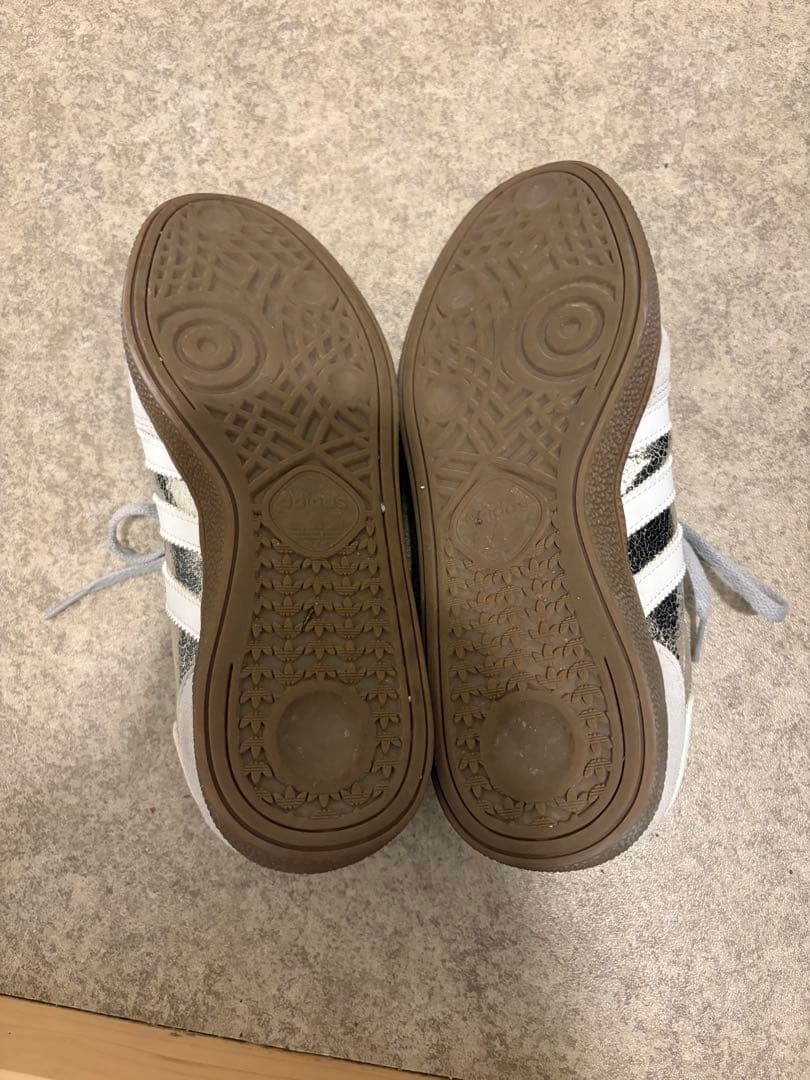 正規品　adidas HANDBALL SPEZIAL　JR6511