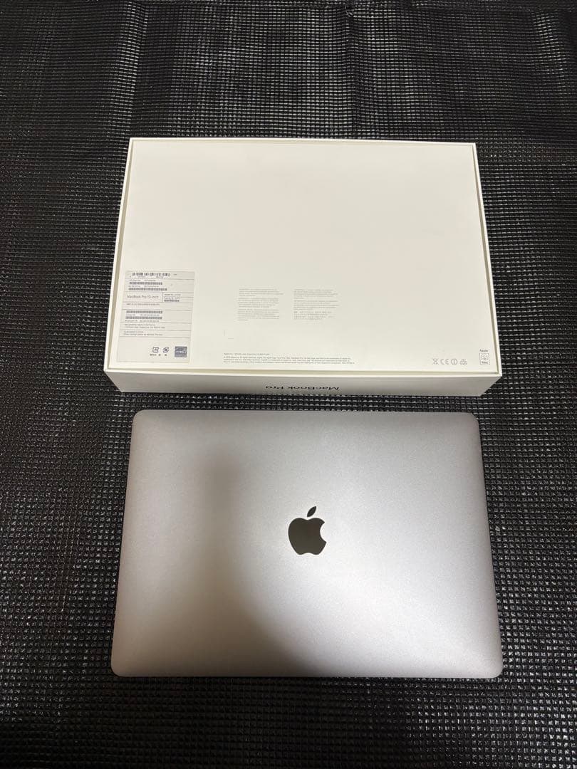 MacBook本体 MacbookPro2016/13.3/2.9GHz/8GB/512GB