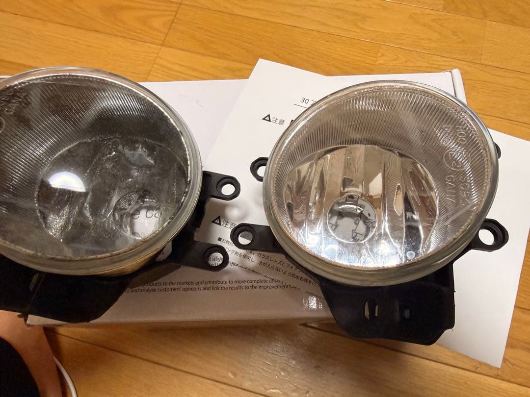 日本ライティングNihon Lighting LED 2色切替えフォグランプ