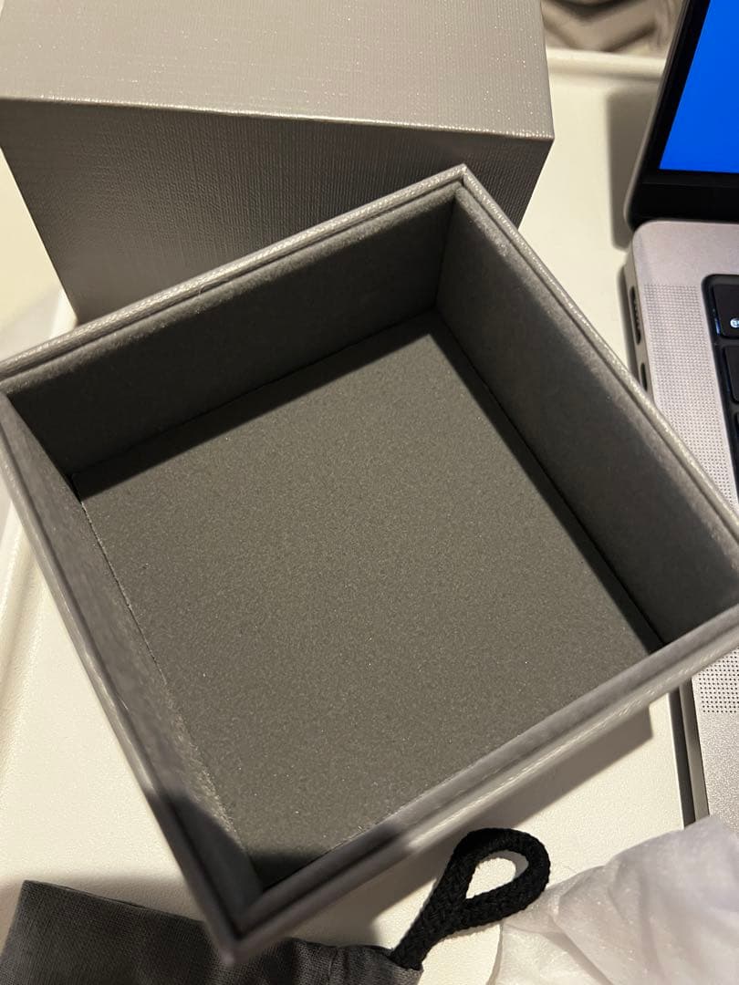 BALENCIAGA BB XS STUD ピアス ゴールド