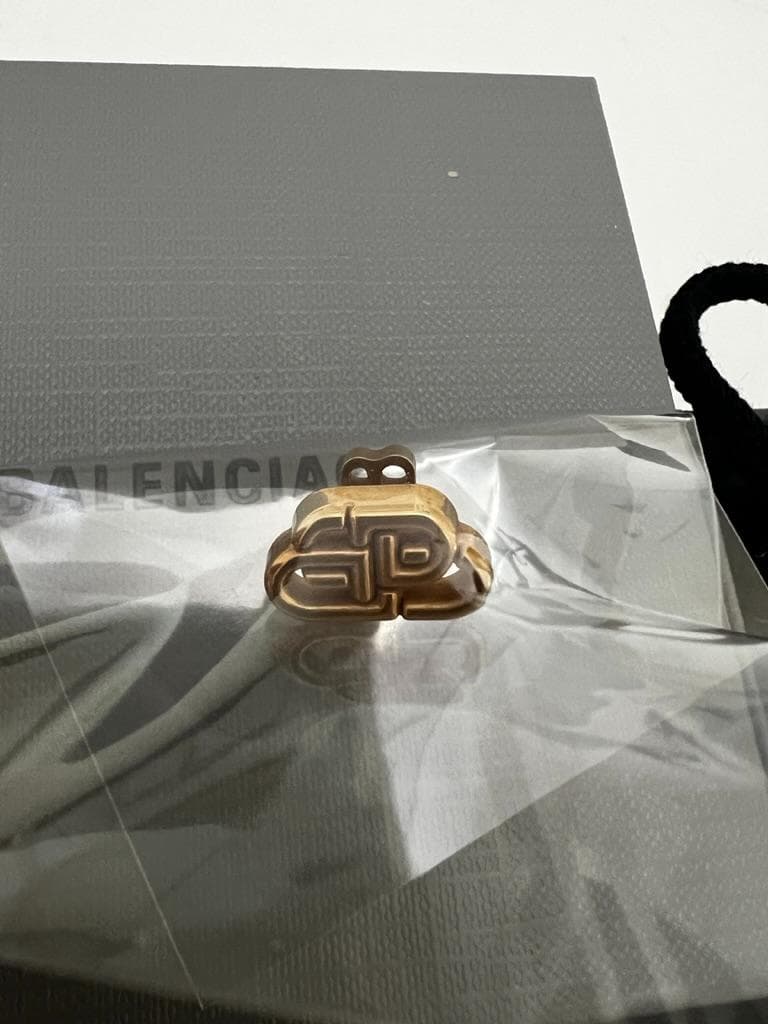 BALENCIAGA BB XS STUD ピアス ゴールド