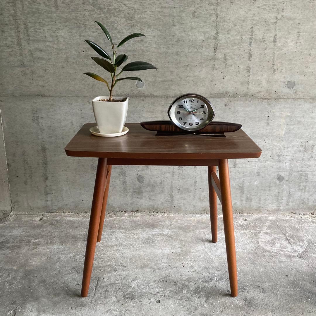 テーブル 机 サイドテーブル 置物台 飾り台 花台 木製 木目調 昭和レトロ