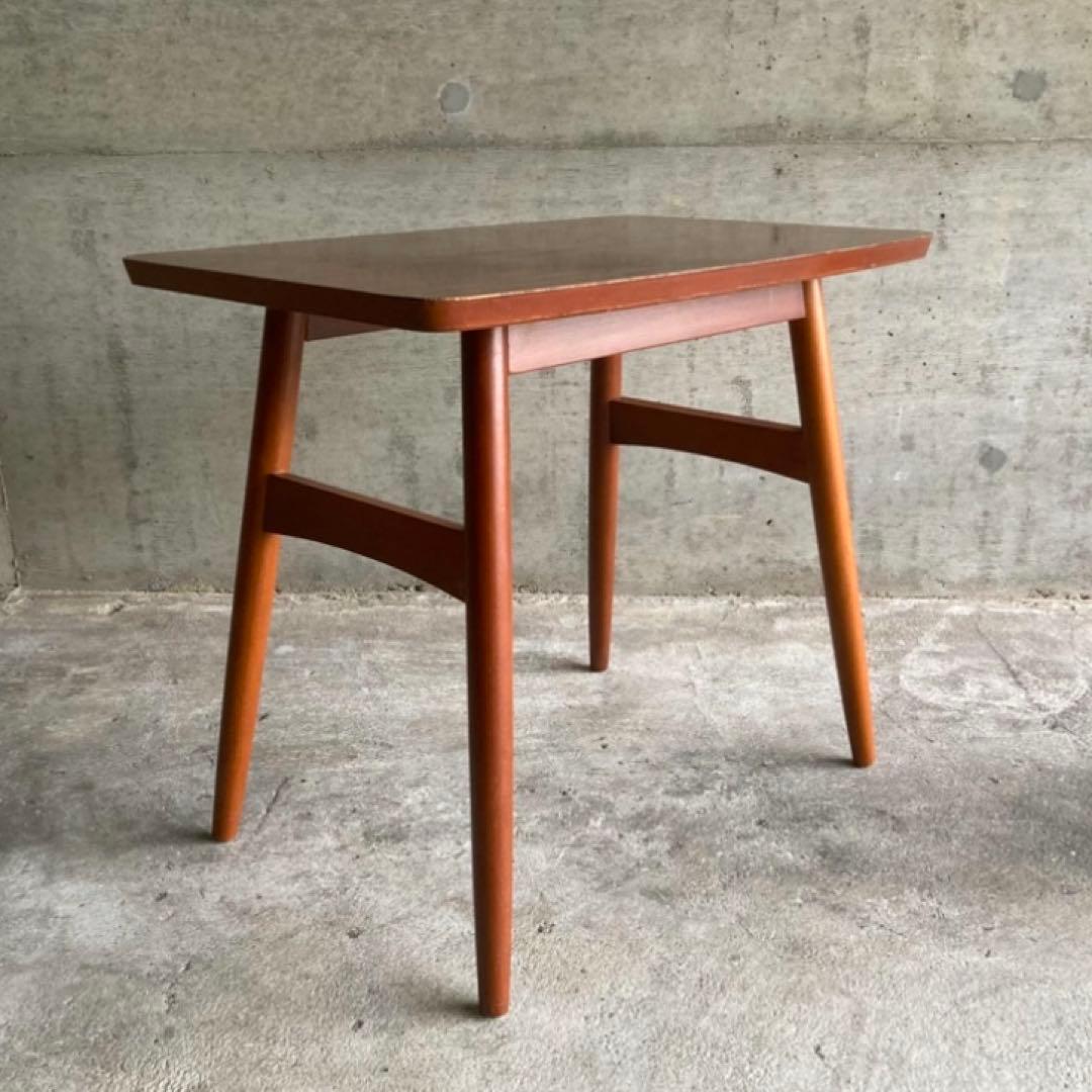 テーブル 机 サイドテーブル 置物台 飾り台 花台 木製 木目調 昭和レトロ