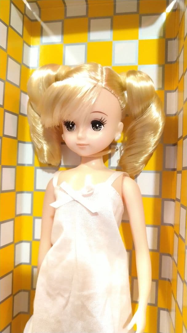 厳選 リカちゃんキャッスル おめかしコレクション peu connu あきちゃん