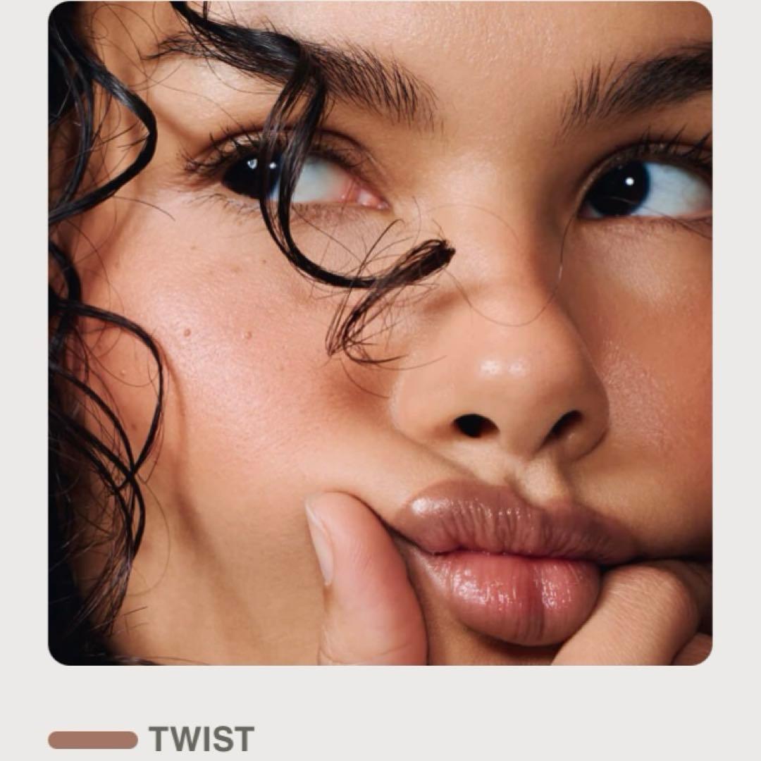 RHODEヘイリー リップ シェープ ミラー セット