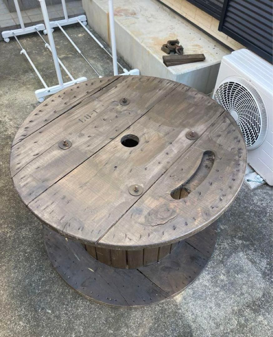 中古品　ガーデニングテーブルフラワー置き インテリア オブジェ