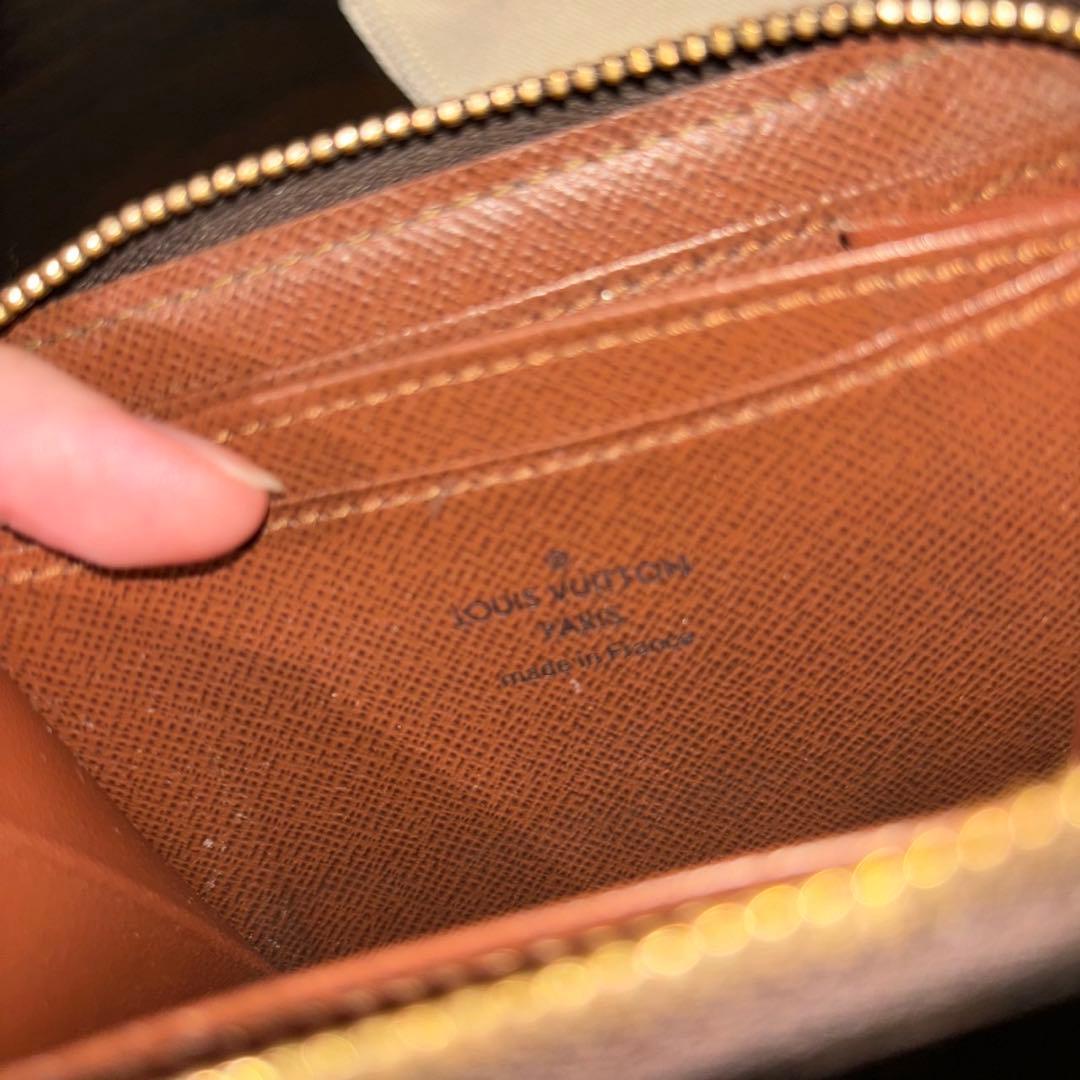 LOUIS VUITTON モノグラム ジッピーパース