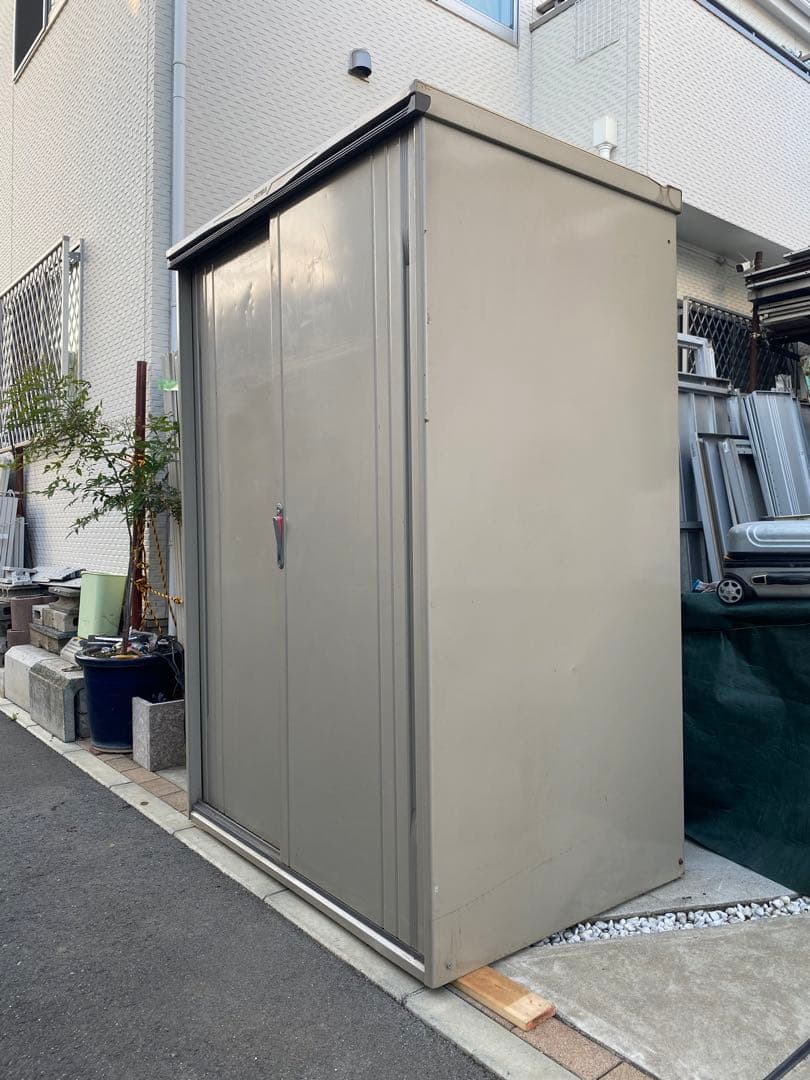 タクボ物置　倉庫　収納