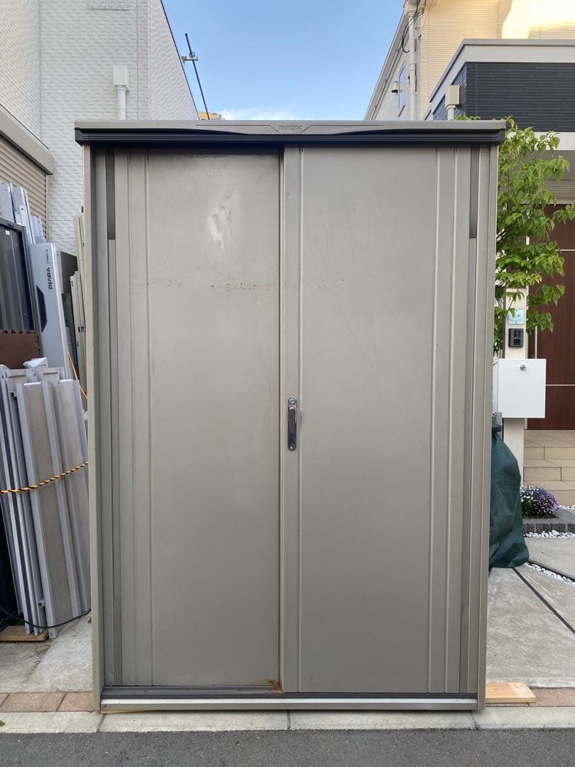 タクボ物置　倉庫　収納