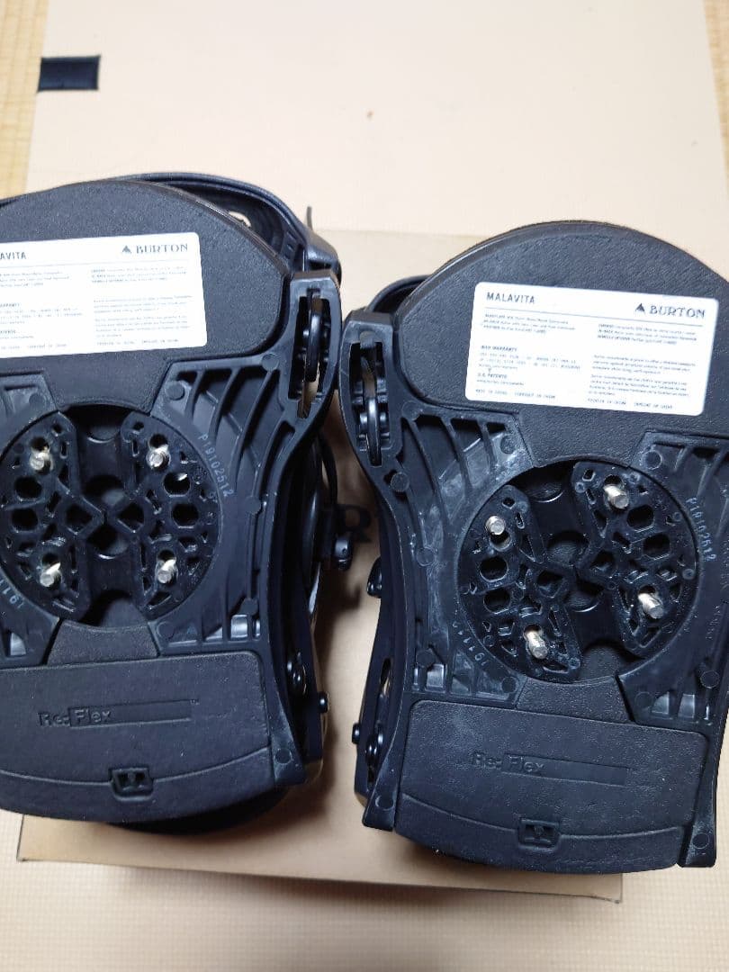 さる Burton Malavita Mサイズ 20年モデル