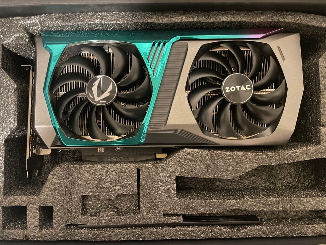 グラフィックボード・グラボ・ビデオカード ZOTAC GAMING GeForce RTX 3070 AMP Holo