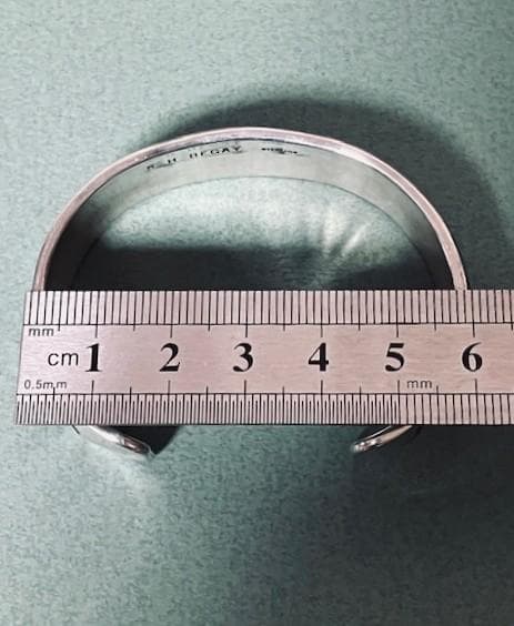 ナバホ族R.H.BEGAY STERLING 刻印 バングル SILVER925