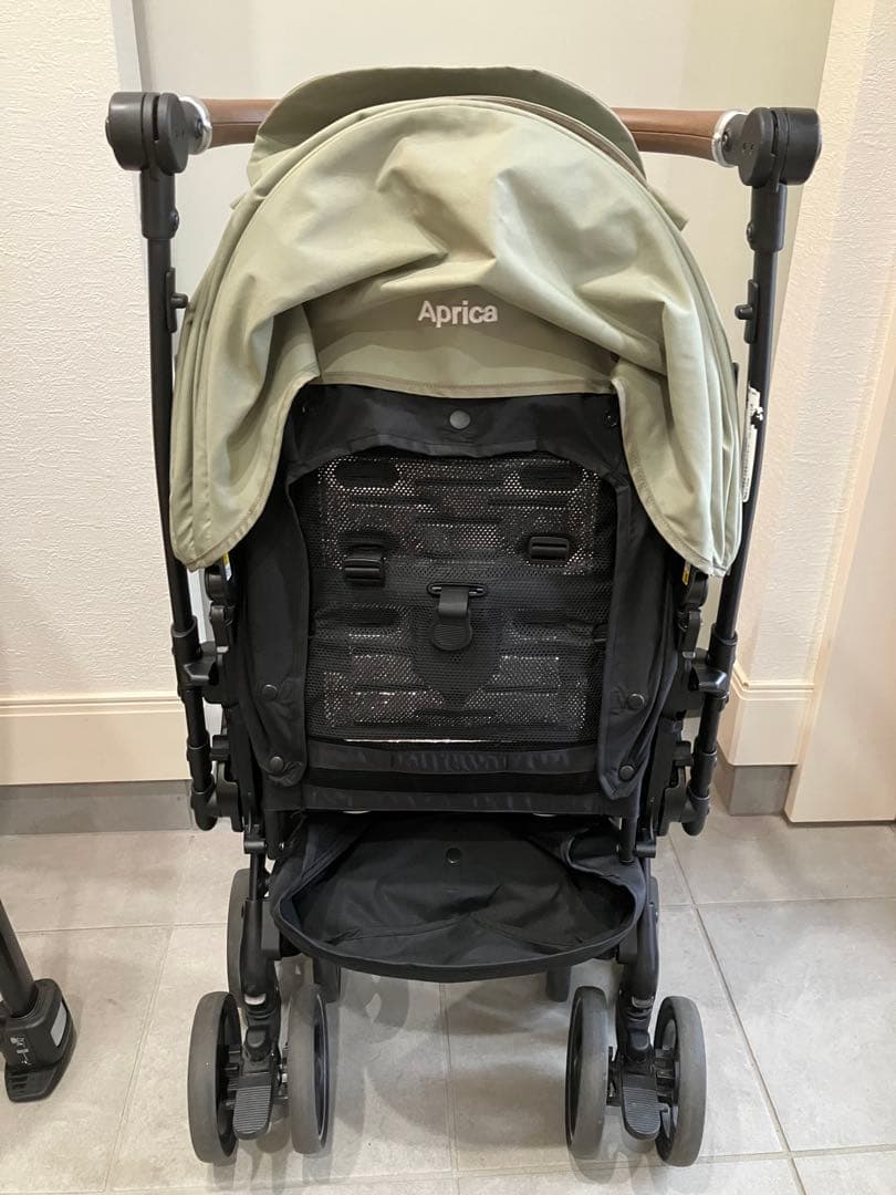 専用ページApricaベビーカーラクーナクッションフリープラススモーキーグリーン