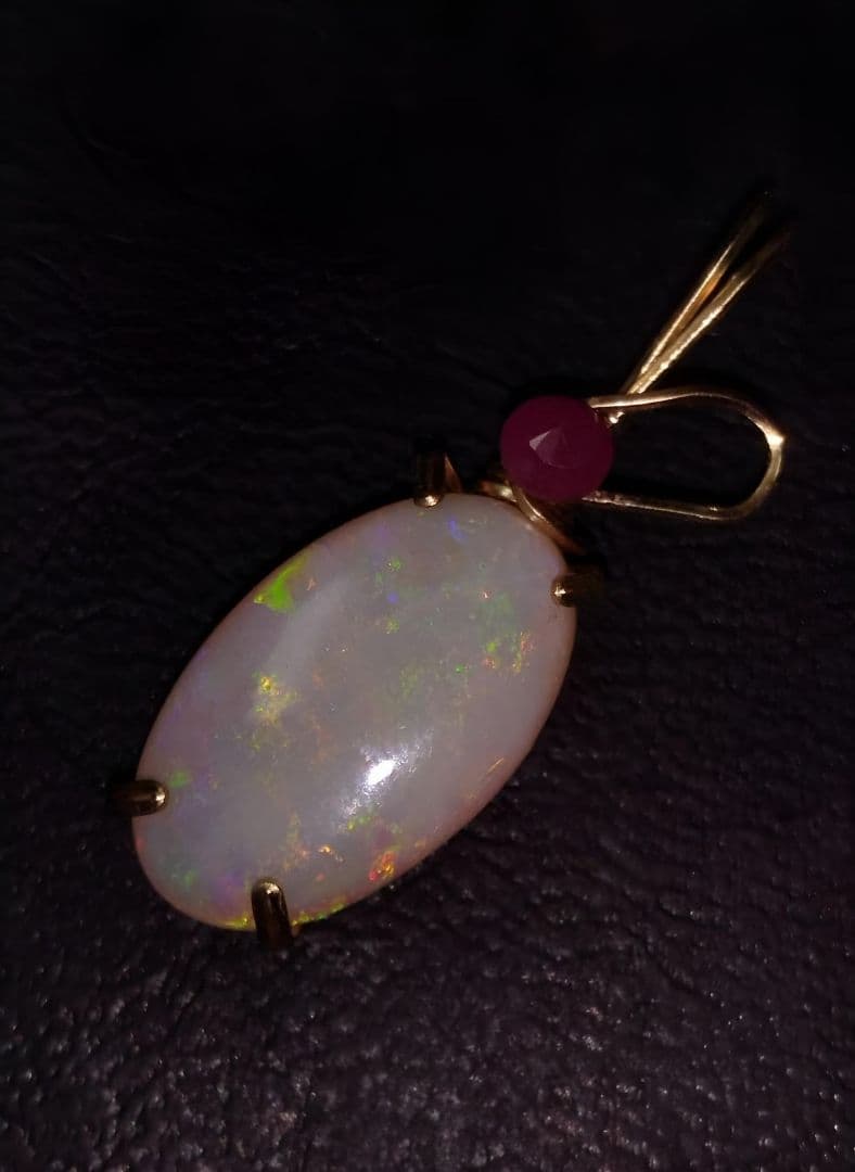 Kgf14 宝石ルース ウォーターオパール ルビー ペンダント トップ