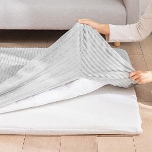 新品未開封 モダンデコ 185×185 超極厚ラグ5cm 高反発 フランネル