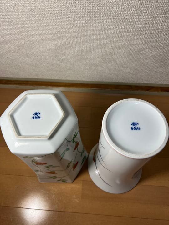 224 香蘭社　六角型花瓶1 　露草花瓶1