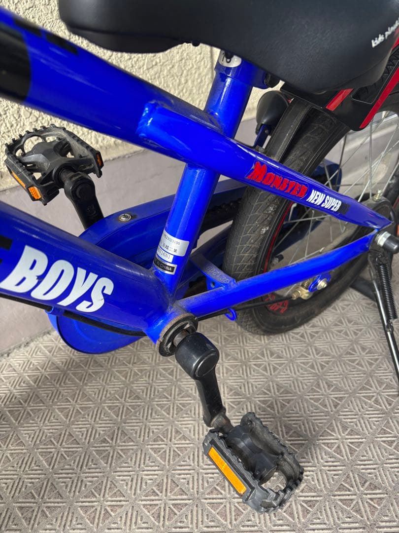 幼児自転車　16インチ　補助輪付き