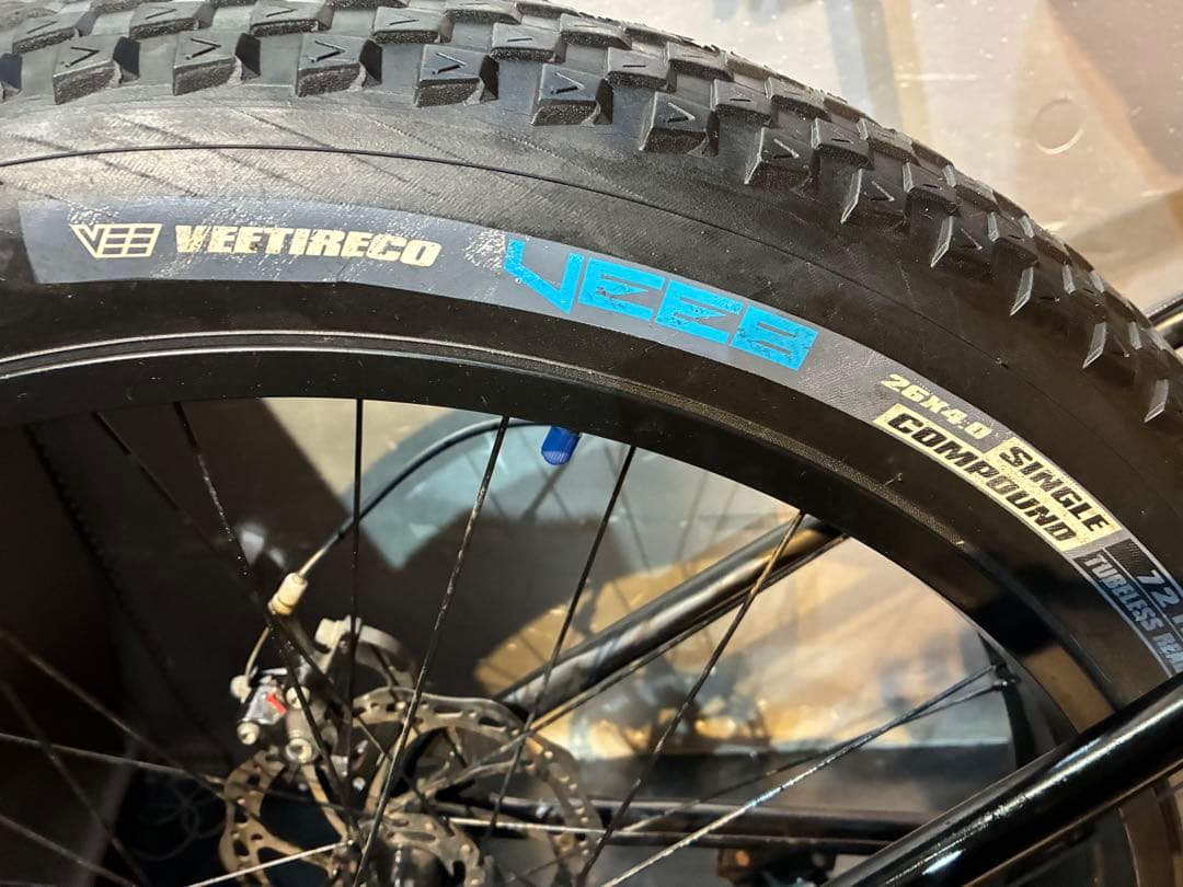 J27【大阪堺市/引取】ファットバイク BRONX 26インチ 7段変速付き