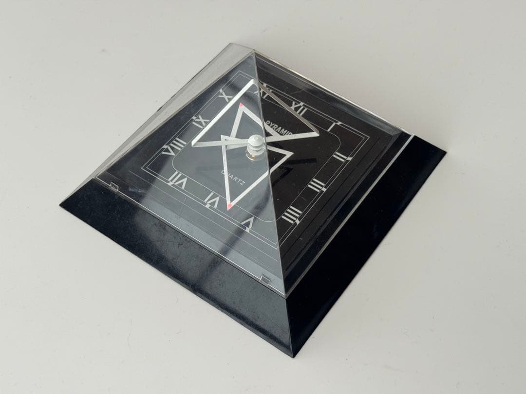 ポストモダン 掛け時計 置時計 ピラミッド型 黒 動作確認済