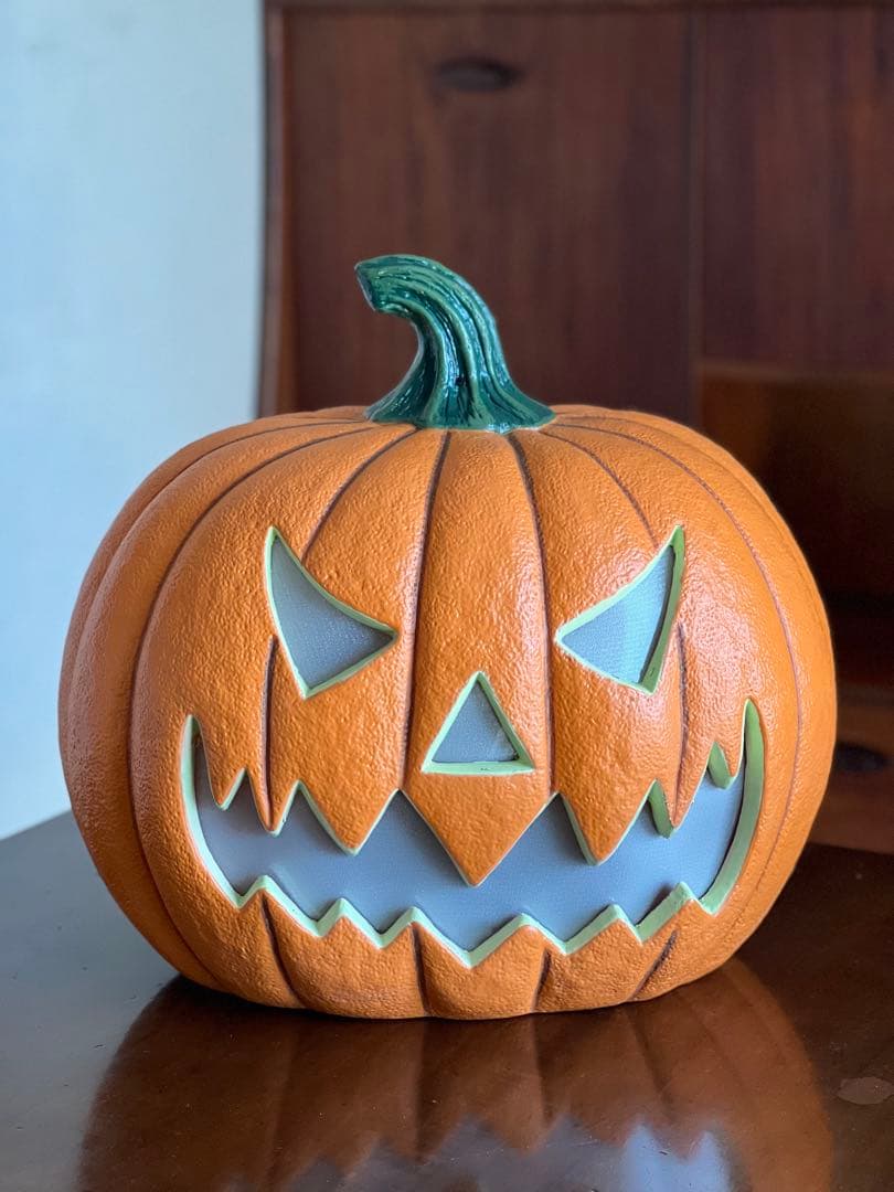 [完売•入手困難] マルチカラーLED ハロウィン ジャック・オー・ランタン