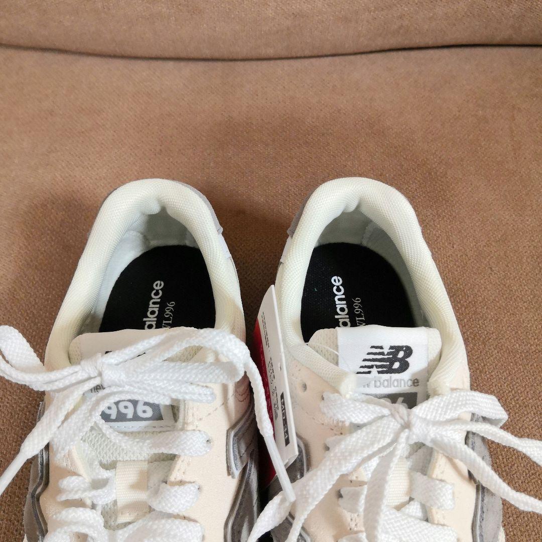 【未使用タグ付】人気✨ニューバランス WL996SJ2 ライトベージュ 23cm