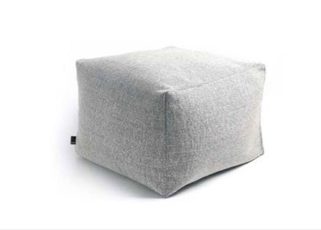 HAY POUFクッションカバー【新品未使用】