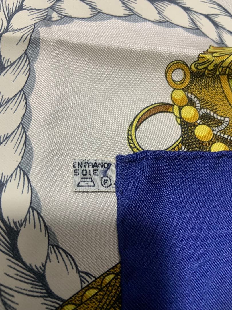 HERMES シルクスカーフ 馬のプリント 90cm