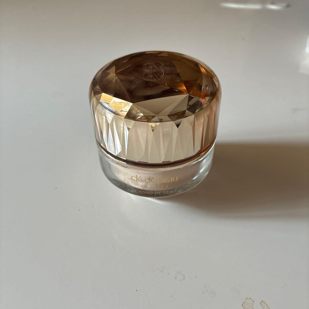 クレ・ド・ポー ボーテ クリームファンデーション