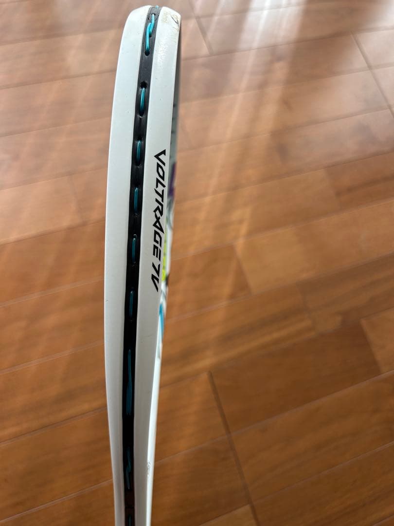 ヨネックス　ボルトレイジ7vステア　UXL1