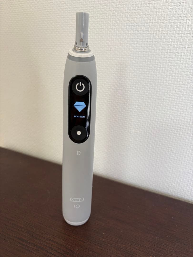 Oral-B iO Series 6 Grey Opal 本体