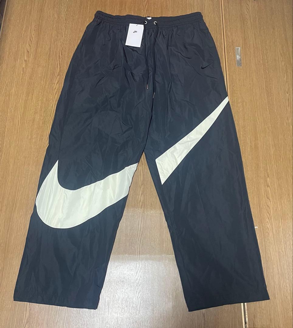 新品2XLサイズ　NIKE ビッグスウッシュ ウーブンパンツ