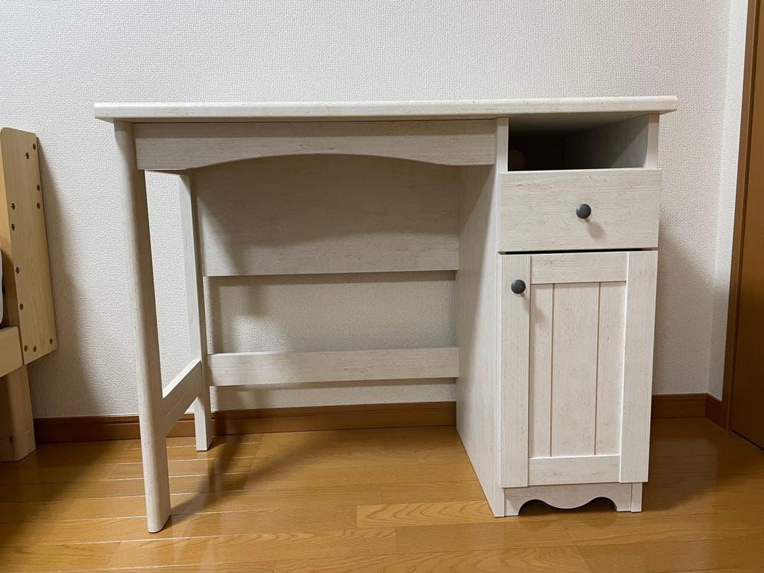 【4月処分予定】ニトリデスク (リズバレー SLM7090)