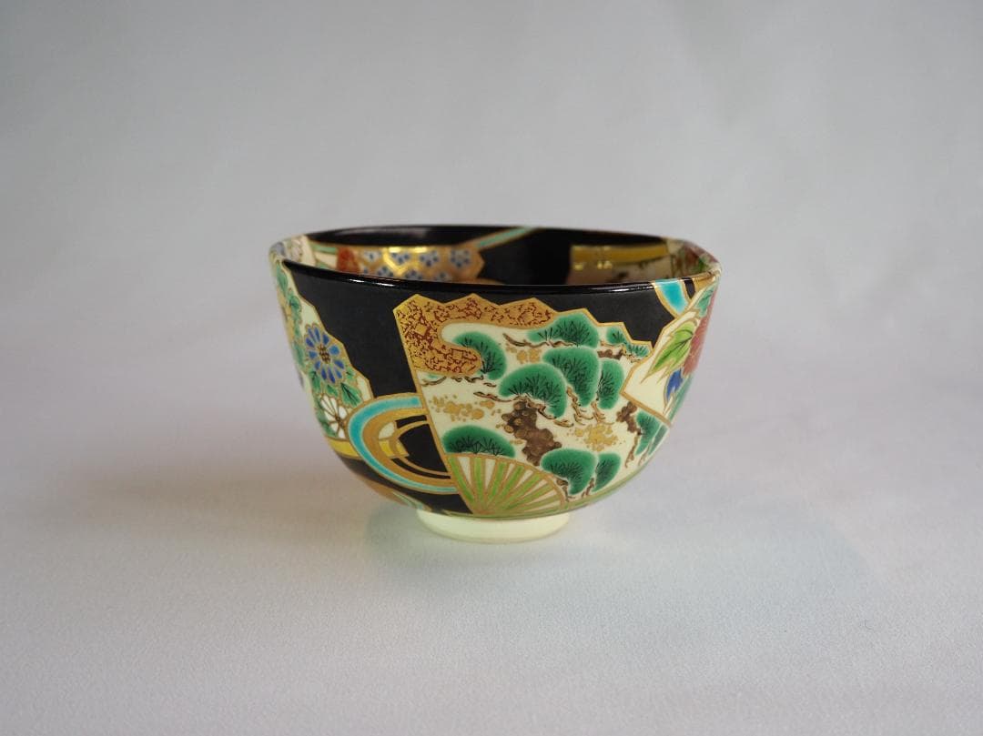 裏千家15世鵬雲斎御書付『色絵扇面茶碗』3代和田桐山造（共箱）