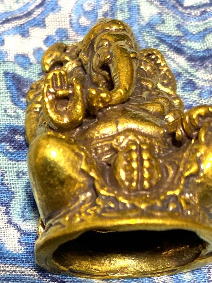 半端ない最強金運神！本場チベット製ガネーシャ　坐像　祈祷済み