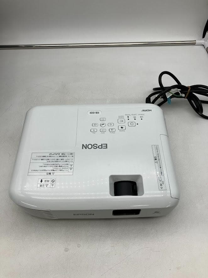 EPSON ビジネスプロジェクター　EB-E01 　ホワイト