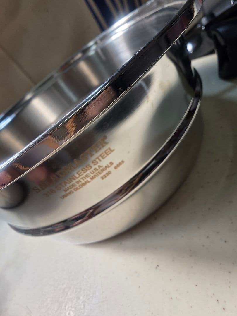 サラダマスター(SALADMASTER) ３QT 深型鍋　&　蒸し器　Set