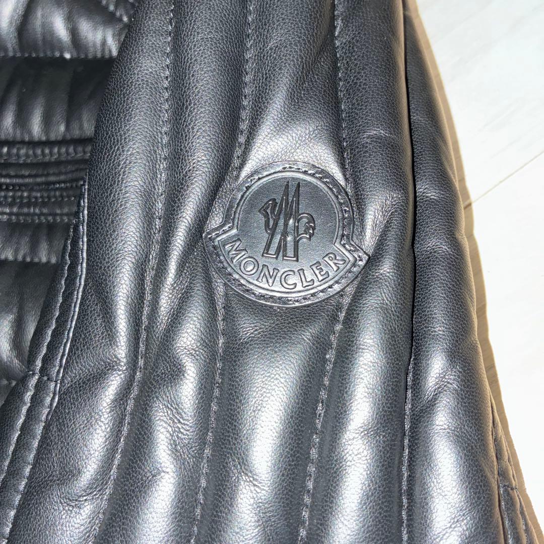 MONCLERのライダース