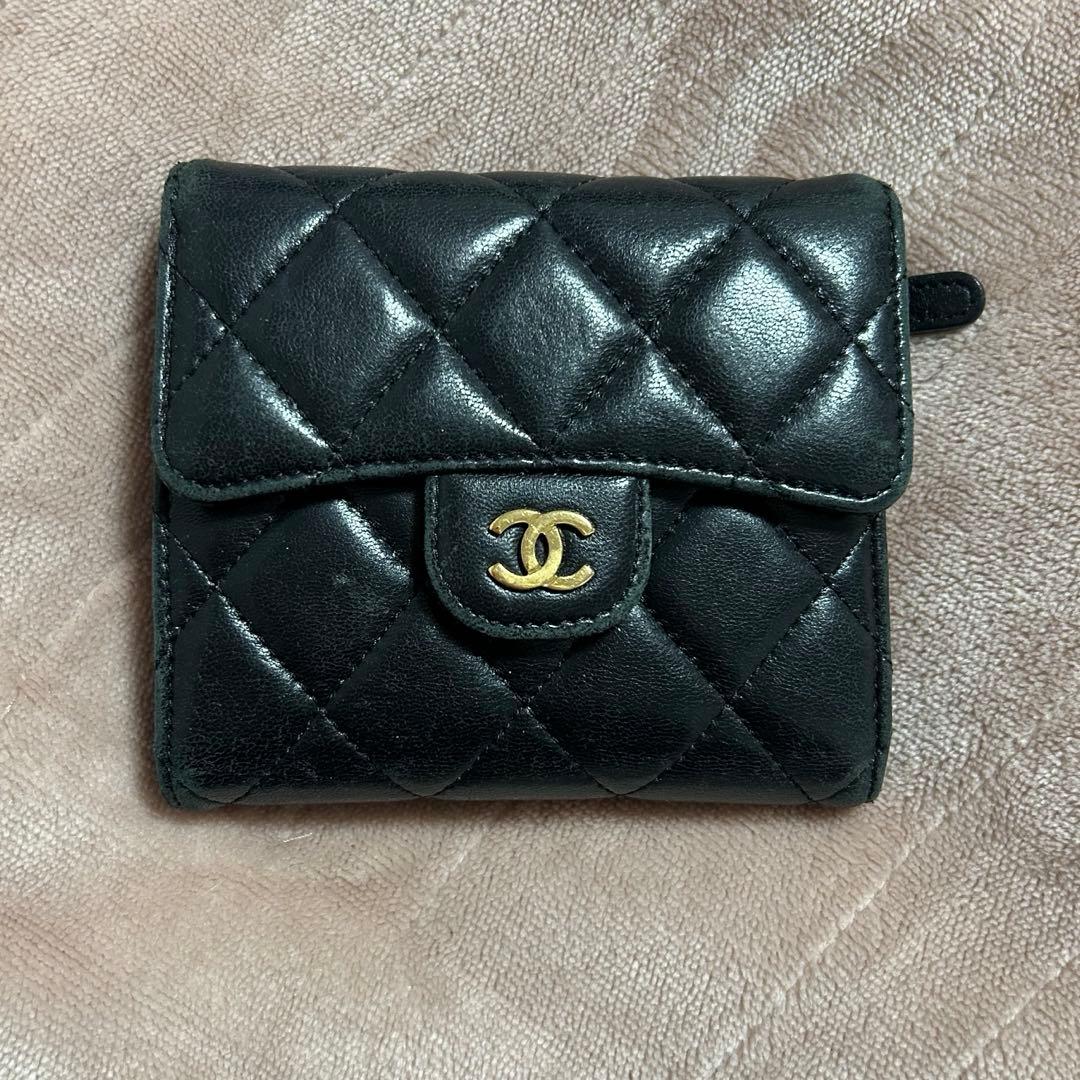 CHANEL ラムスキン 財布