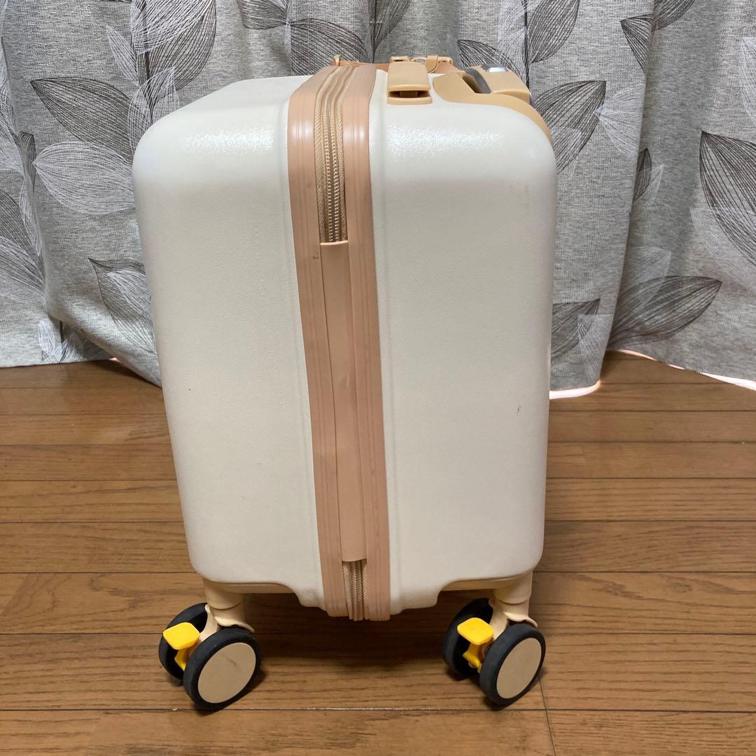 機内持ち込み可　ミニサイズ ベージュ　乗れるキャリーケース